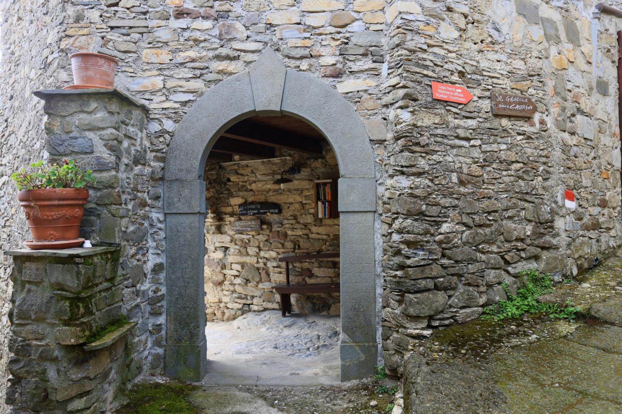 Agriturismo Montagna Verde Apella Licciana Nardi Екстериор снимка