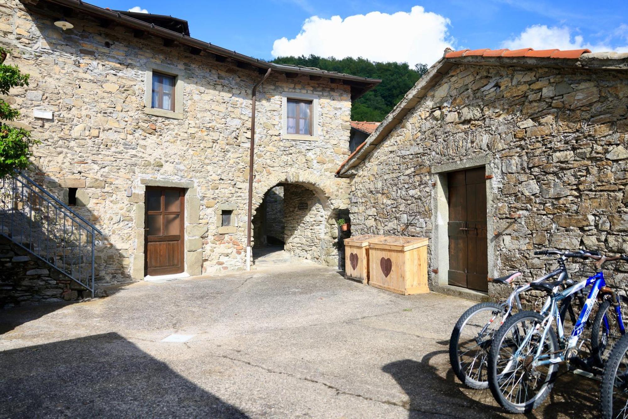 Agriturismo Montagna Verde Apella Licciana Nardi Екстериор снимка