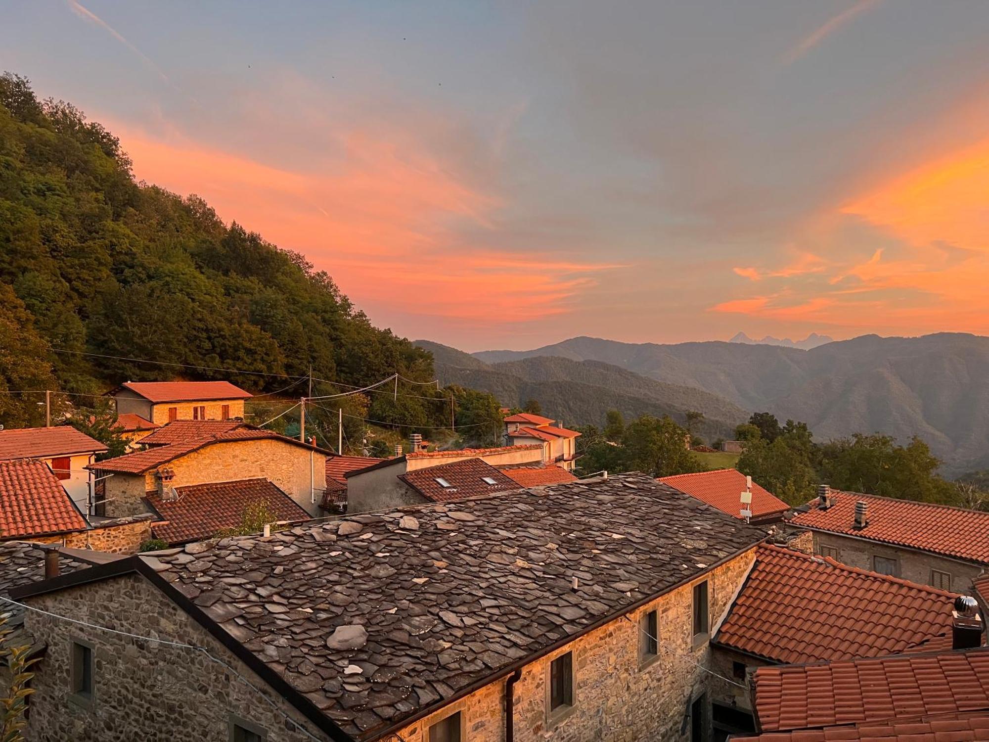 Agriturismo Montagna Verde Apella Licciana Nardi Екстериор снимка